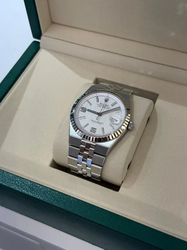 Rolex Land-Dweller 40m NUOVO 2026 Italia Settembre mai indossato full set con documenti scatola