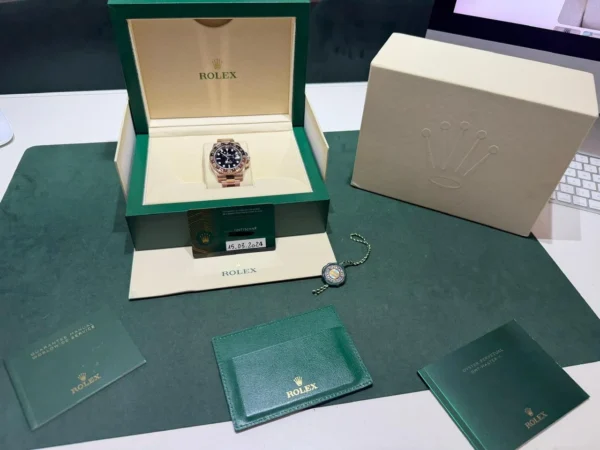 IMG_4217 Rolex GMT-Master II come NUOVO mai indossato del 2024 Italia Rootbeer oro rosa full set