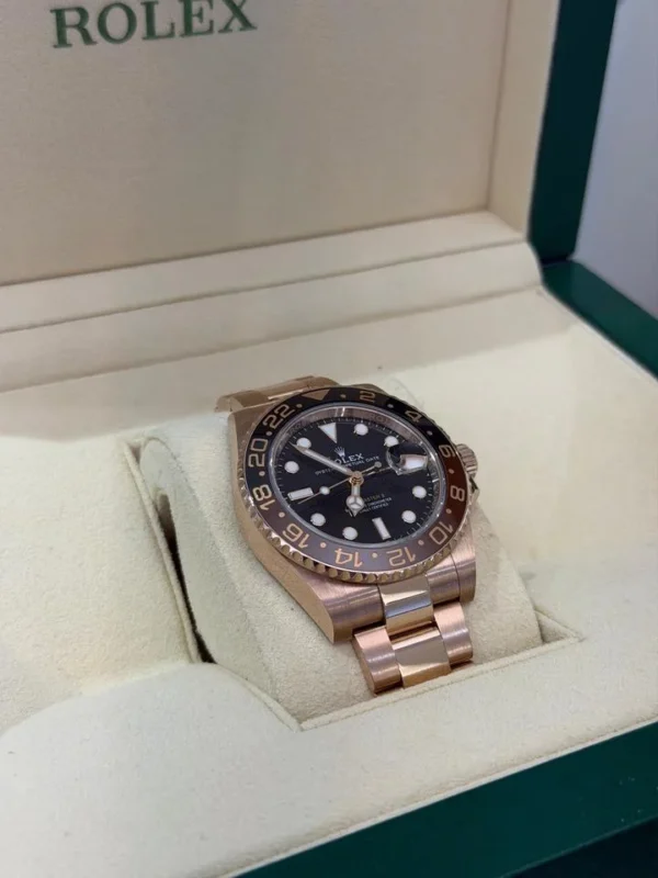 IMG_4219 Rolex GMT-Master II come NUOVO mai indossato del 2024 Italia Rootbeer oro rosa full set