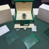Rolex Submariner Date Starbucks del 2023 Italia full set top condition con documenti e scatola