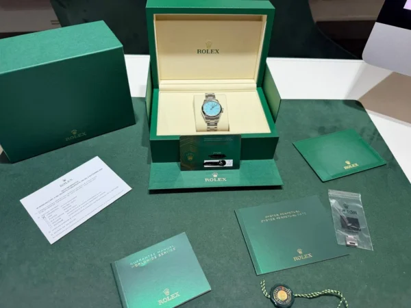 Rolex Oyster Perpetual 31mm TIFFANY NUOVO 2026 Ottobre Italia full set con documenti e scatola