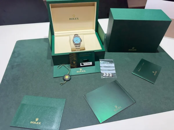 IMG_5213 Rolex Oyster Perpetual 31mm TIFFANY NUOVO 2026 Ottobre Italia full set con documenti e scatola