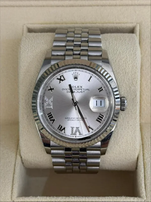 Rolex Datejust quadrante in diamanti ore 6 e 9 del 2022 full set top condition con documenti