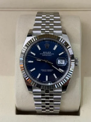 Rolex Datejust 41mm NUOVO mai indossato Blu jubilee del 2025 Italia full set con documenti
