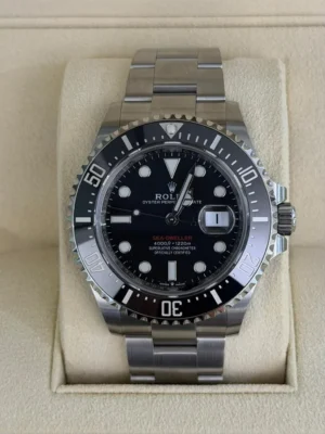 Rolex Sea-Dweller scritta rossa NUOVO mai indossato del 2021 Italia full set con documenti