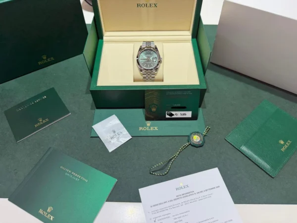 Rolex Datejust 41mm verde green menta Jubilee NUOVO 2026 Italia full set con documenti scatola