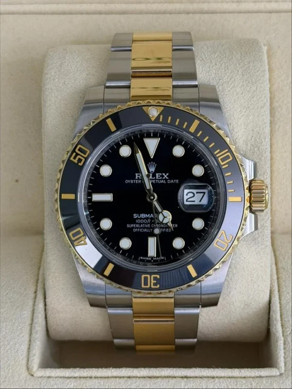 Rolex Submariner Date 40mm del 2019 Italia acciaio oro full set top condition con documenti