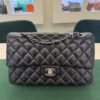 WhatsApp Image 2026-10-04 at 18.32.34 (4) Prezzo di listino Chanel attuale: €10.300 Chanel Classic Double Flap Bag Medium nera