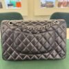 WhatsApp Image 2026-10-04 at 18.32.35 (2) Prezzo di listino Chanel attuale: €10.300 Chanel Classic Double Flap Bag Medium nera