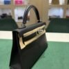 WhatsApp Image 2026-10-04 at 18.36.20 Hermès mini Kelly Sellier epsom color Noir ( nero ) NUOVA 2026 seriale G