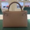 Hermès mini Kelly Sellier epsom color Etoupe ( Tortora ) NUOVA 2026