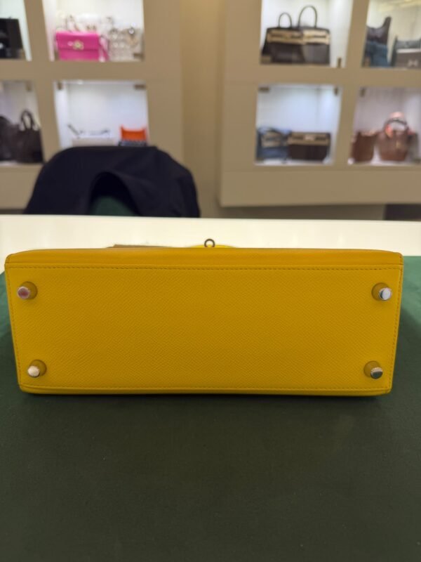 Hermès Kelly 25 Sellier second hand del 2022 stampa U in pelle Epsom colore yellow ( giallo )