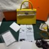 Hermès Kelly 25 Sellier second hand del 2022 stampa U in pelle Epsom colore yellow ( giallo )