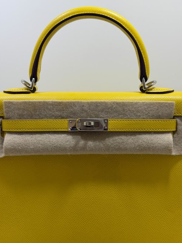 Hermès Kelly 25 Sellier second hand del 2022 stampa U in pelle Epsom colore yellow ( giallo )
