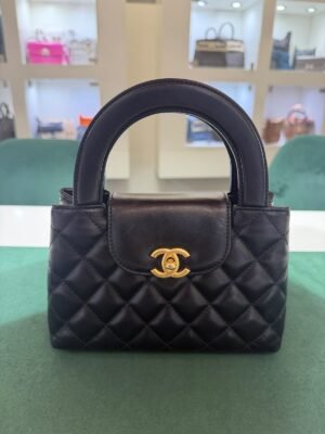Chanel Mini Kelly ( mini shopping bag ) nera del 2023 hardware dorato condizioni ottime passaporto digitale con scatola dustbag e certificato entrupy