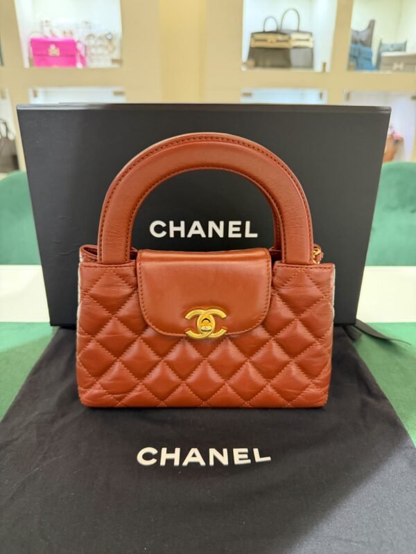 Chanel Mini Kelly ( mini shopping bag ) cognac del 2024 hardware dorato condizioni ottime passaporto digitale con scatola dustbag e certificato