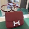 HERMÈS CONSTANCE III MINI MIRO 18 – VEAU EPSOM BORDEAUX – HARDWARE PALLADIO – 2026 full set con scontrino e scatola Hermès.