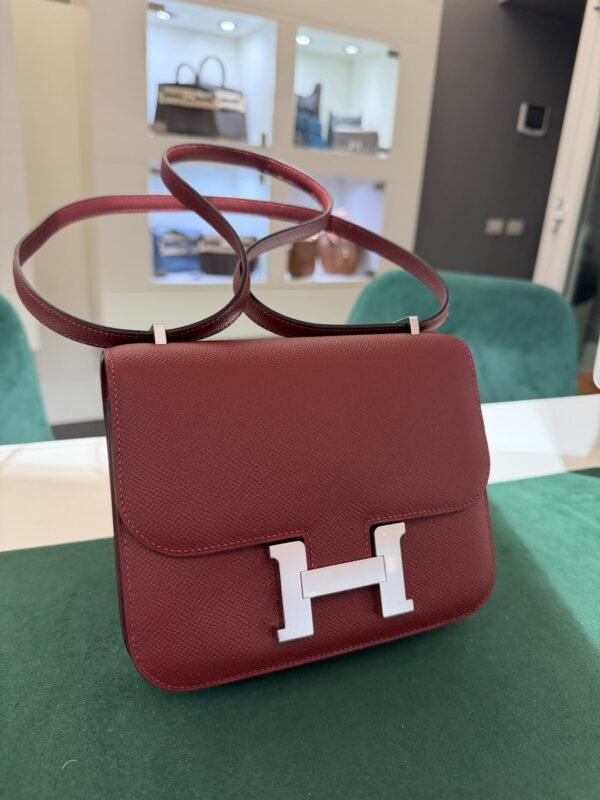 HERMÈS CONSTANCE III MINI MIRO 18 – VEAU EPSOM BORDEAUX – HARDWARE PALLADIO – 2026 full set con scontrino e scatola Hermès.