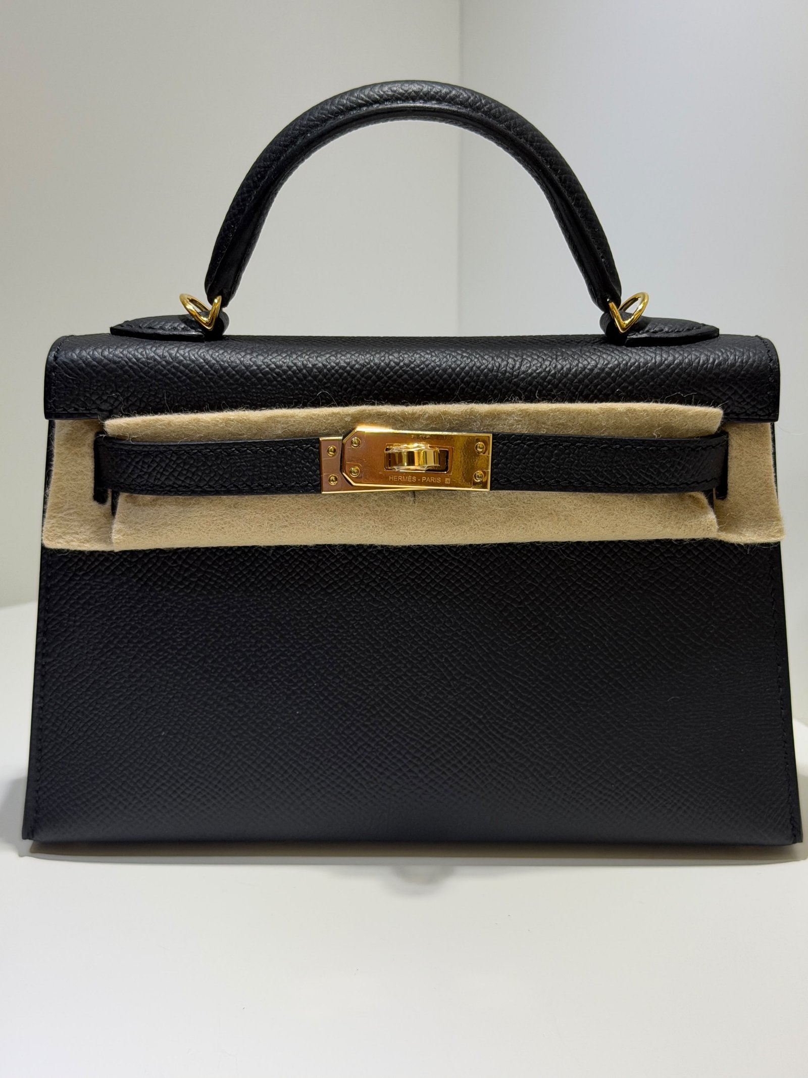 Hermès mini Kelly Sellier epsom color Noir ( nero ) NUOVA 2026 seriale G