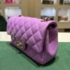 CHANEL Classic Mini Rectangular Flap Bag colore Viola  in pelle Lambskin Hardware Oro del 2022