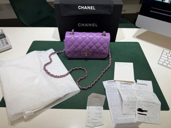 CHANEL Classic Mini Rectangular Flap Bag colore Viola  in pelle Lambskin Hardware Oro del 2022
