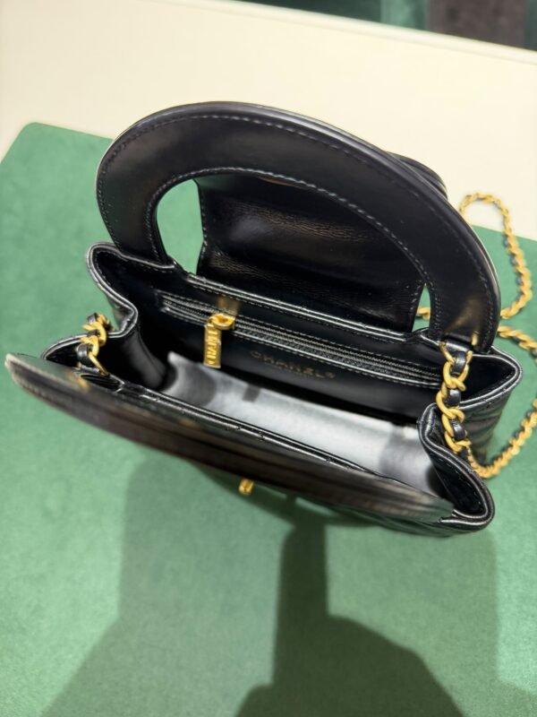 HANEL Mini Kelly ( Mini Shopping Bag Kelly ) colore Nero Pelle di Vitello Hardware Oro del 2024