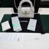 CHANEL Mini Kelly ( Mini Shopping Bag Kelly ) colore bianco panna Pelle di Vitello Hardware Oro del 2023