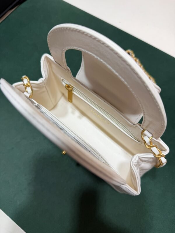CHANEL Mini Kelly ( Mini Shopping Bag Kelly ) colore bianco panna Pelle di Vitello Hardware Oro del 2023