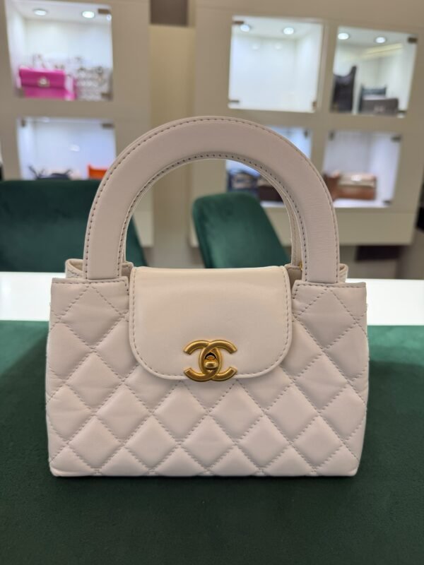CHANEL Mini Kelly ( Mini Shopping Bag Kelly ) colore bianco panna Pelle di Vitello Hardware Oro del 2023