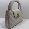CHANEL Mini Kelly ( Mini Shopping Bag Kelly ) colore bianco panna Pelle di Vitello Hardware Oro del 2023